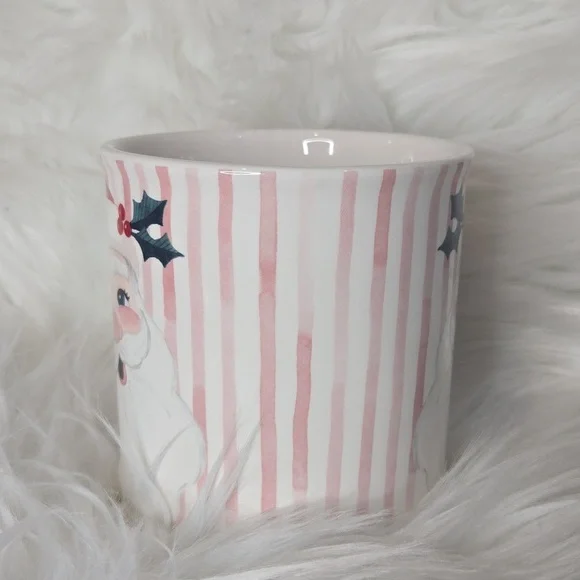 Sur la table mug Santa Claus Cup - Picture 7 of 14